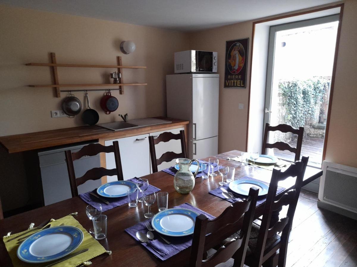 Gite Coeurdacier Monthureux-sur-Saone Exterior photo
